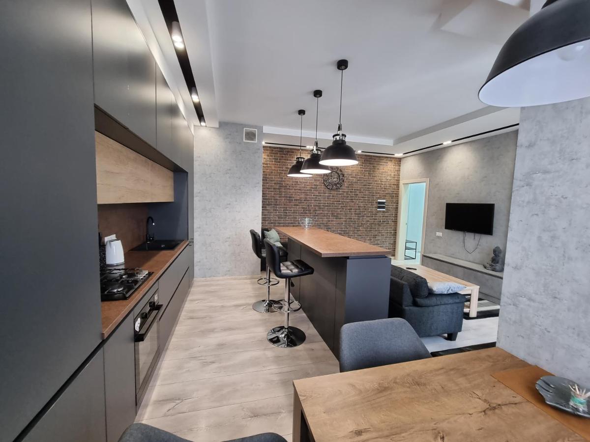 Diplomat The Best Ultra Central Apartaments Chisinau Ngoại thất bức ảnh