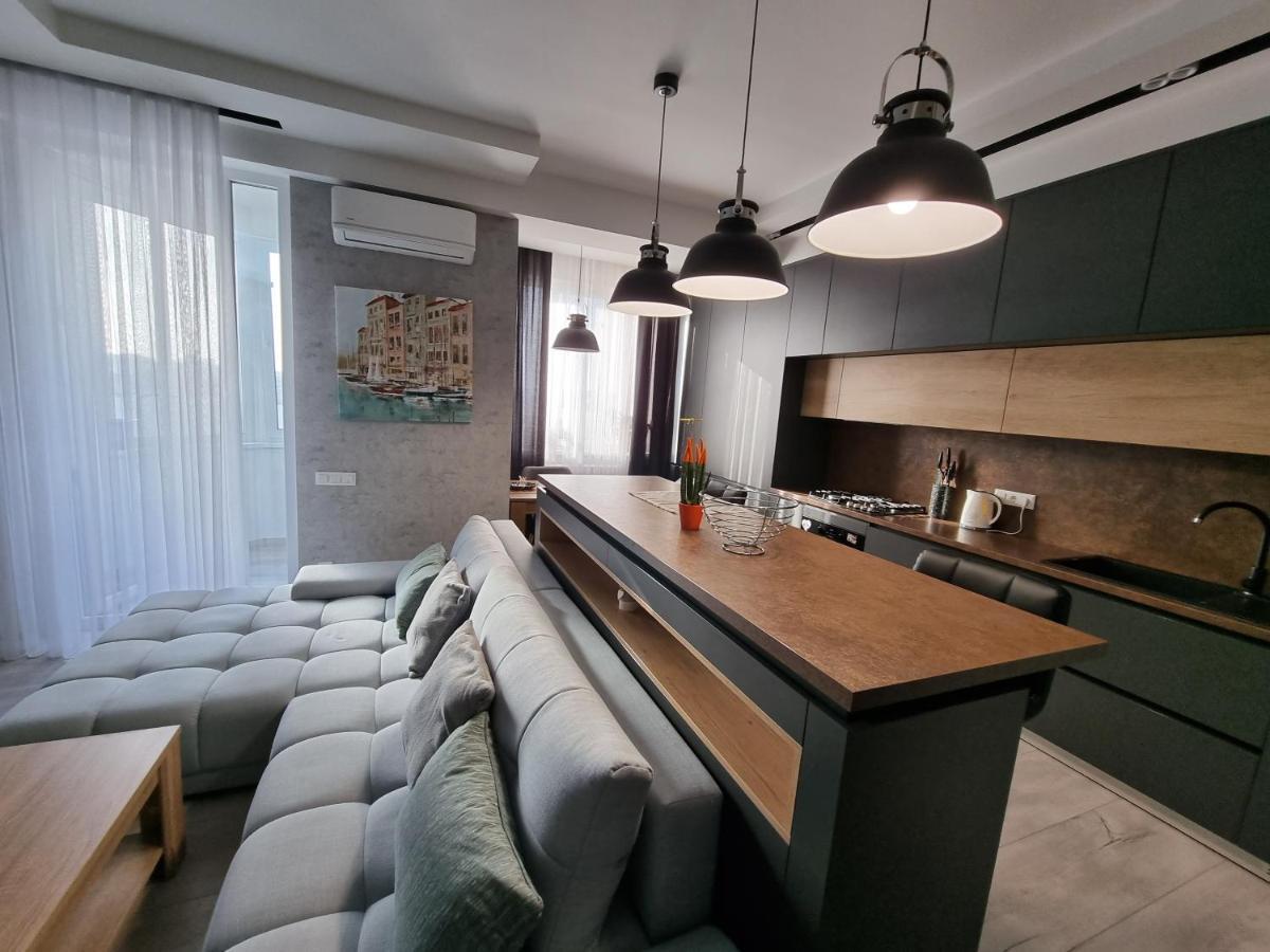 Diplomat The Best Ultra Central Apartaments Chisinau Ngoại thất bức ảnh